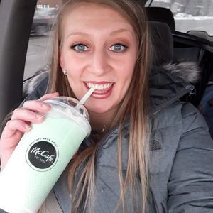 Meet your Posher, Sloane